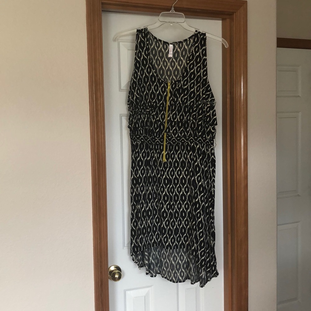 Target xhilaration geometric hi-low dress